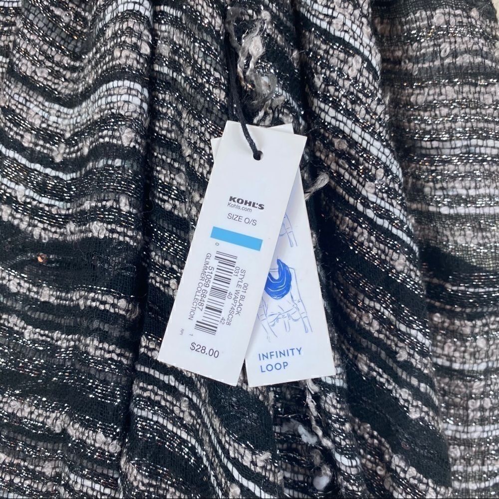 Aptβ9βMetallicβWovenΒ ScarfβNWT